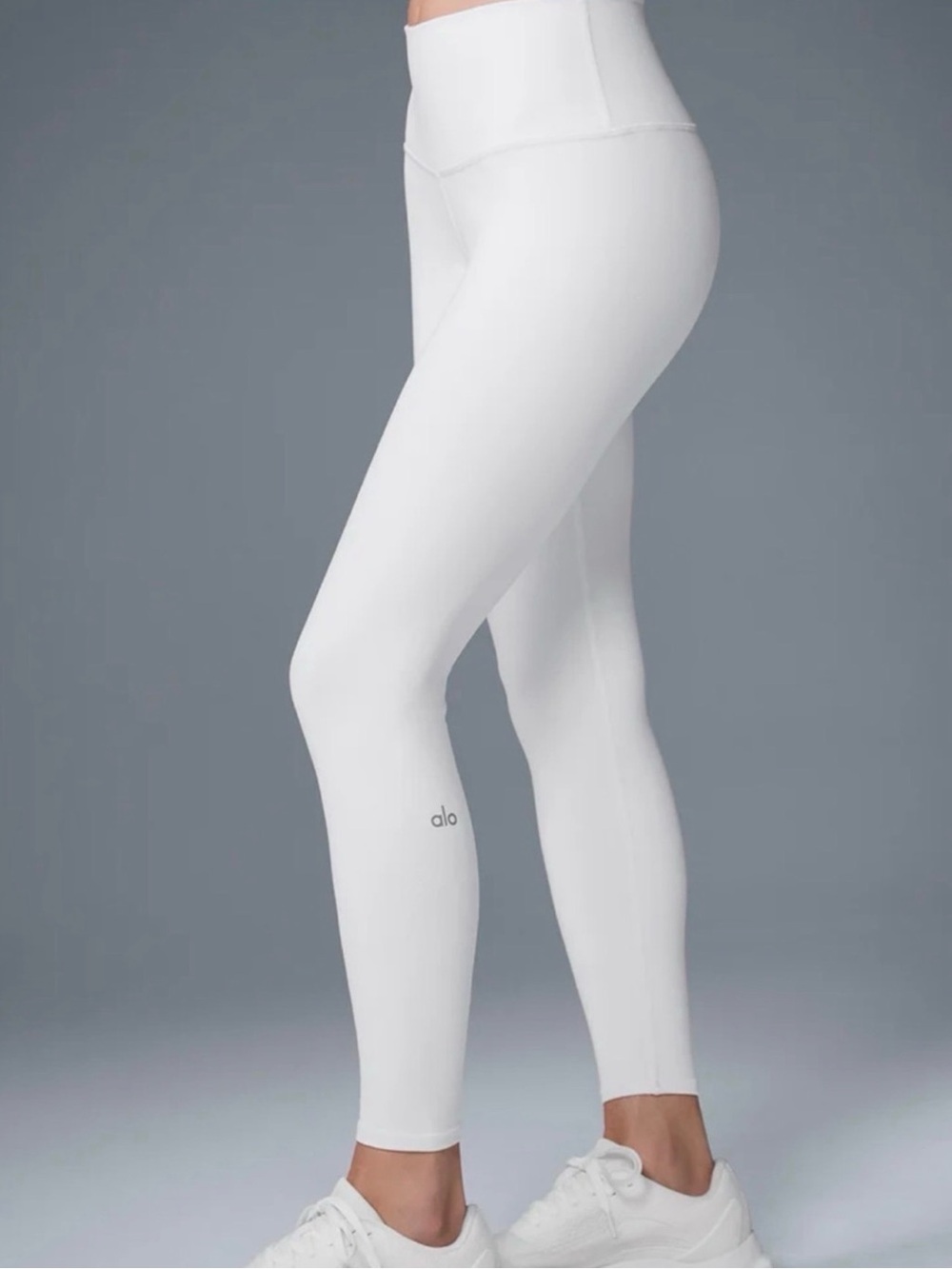 ALO Yoga High-Waist 7/8 airbrush White Leggings size M